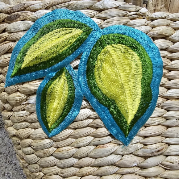 Pacific Paradise A World Traveler Collection Woven Straw Beach Tote - Picture 9 of 16